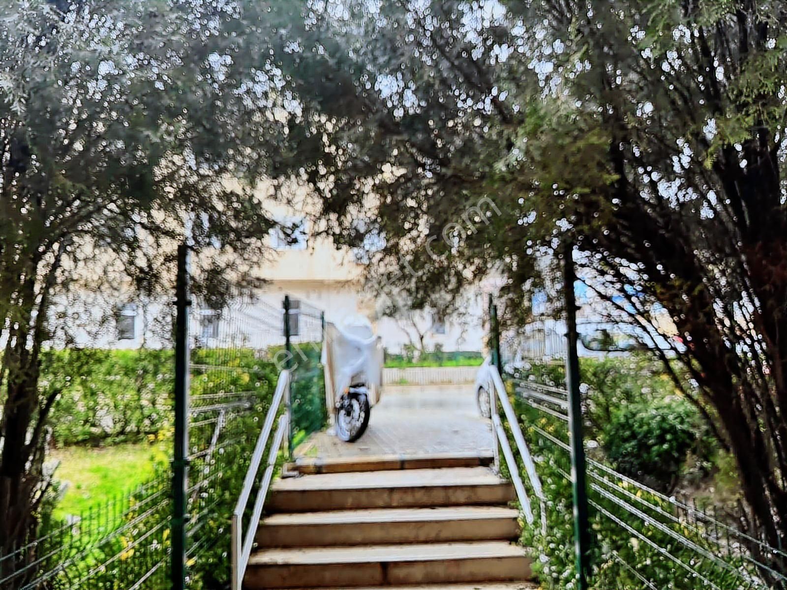 Gaziemir Nevvar Salih İşgören Hastanesi Karşısında Satılık 2+1 - Görsel 4