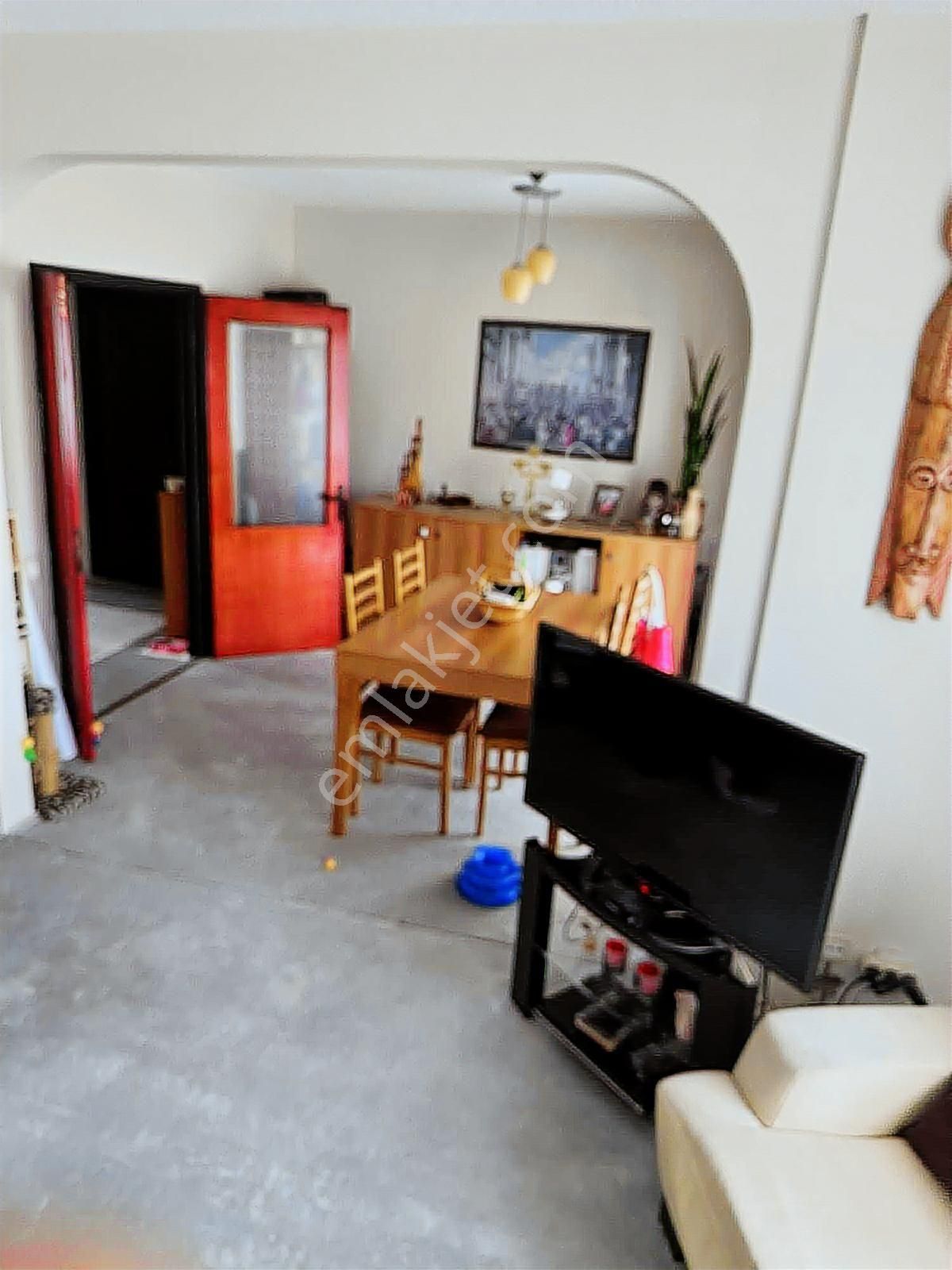 Gaziemir Nevvar Salih İşgören Hastanesi Karşısında Satılık 2+1 - Görsel 2