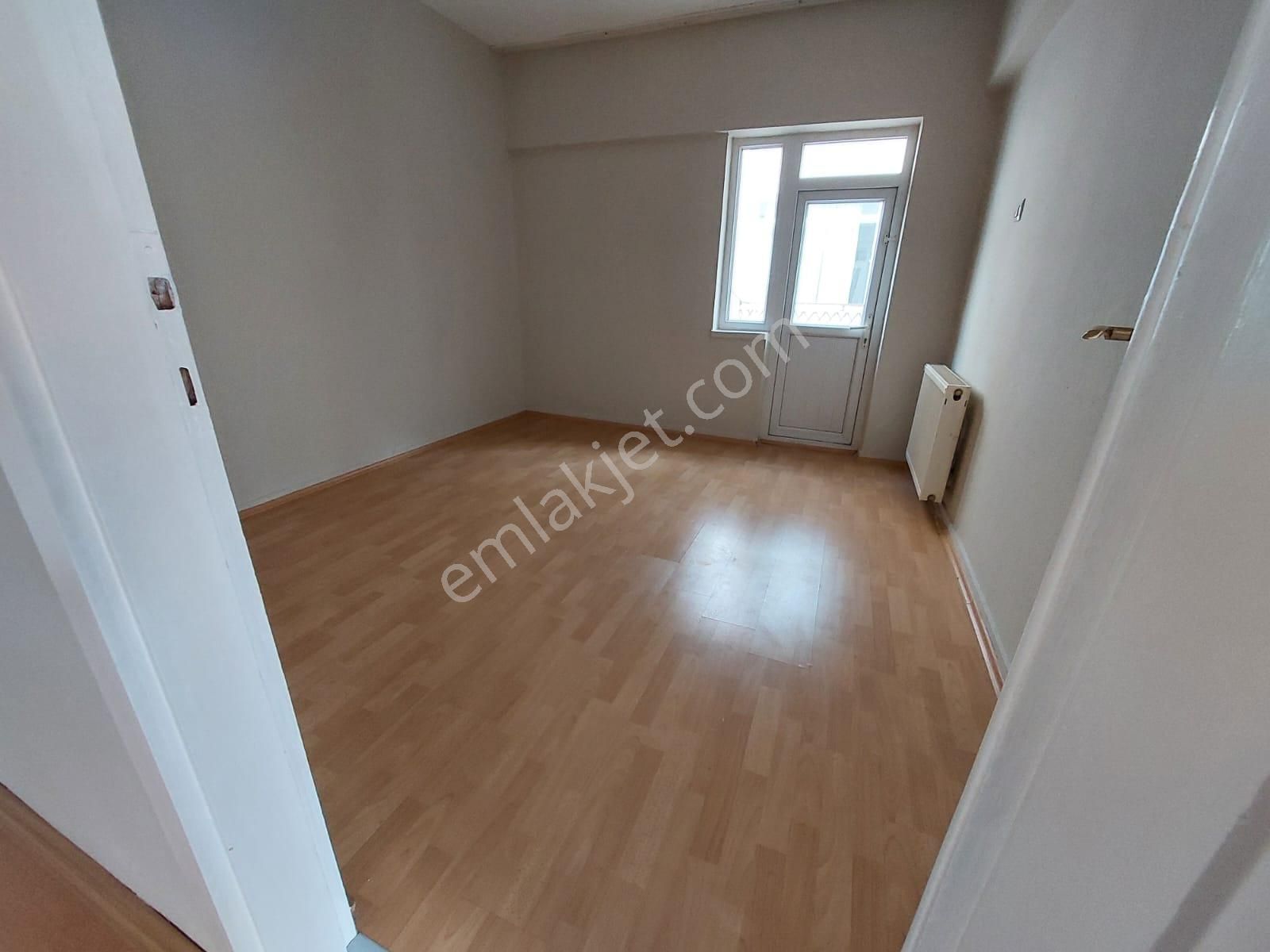 Göraldan 3+1 Arakat Sokullu Caddesi Yanı Çetin Emeç Yakını - Görsel 25