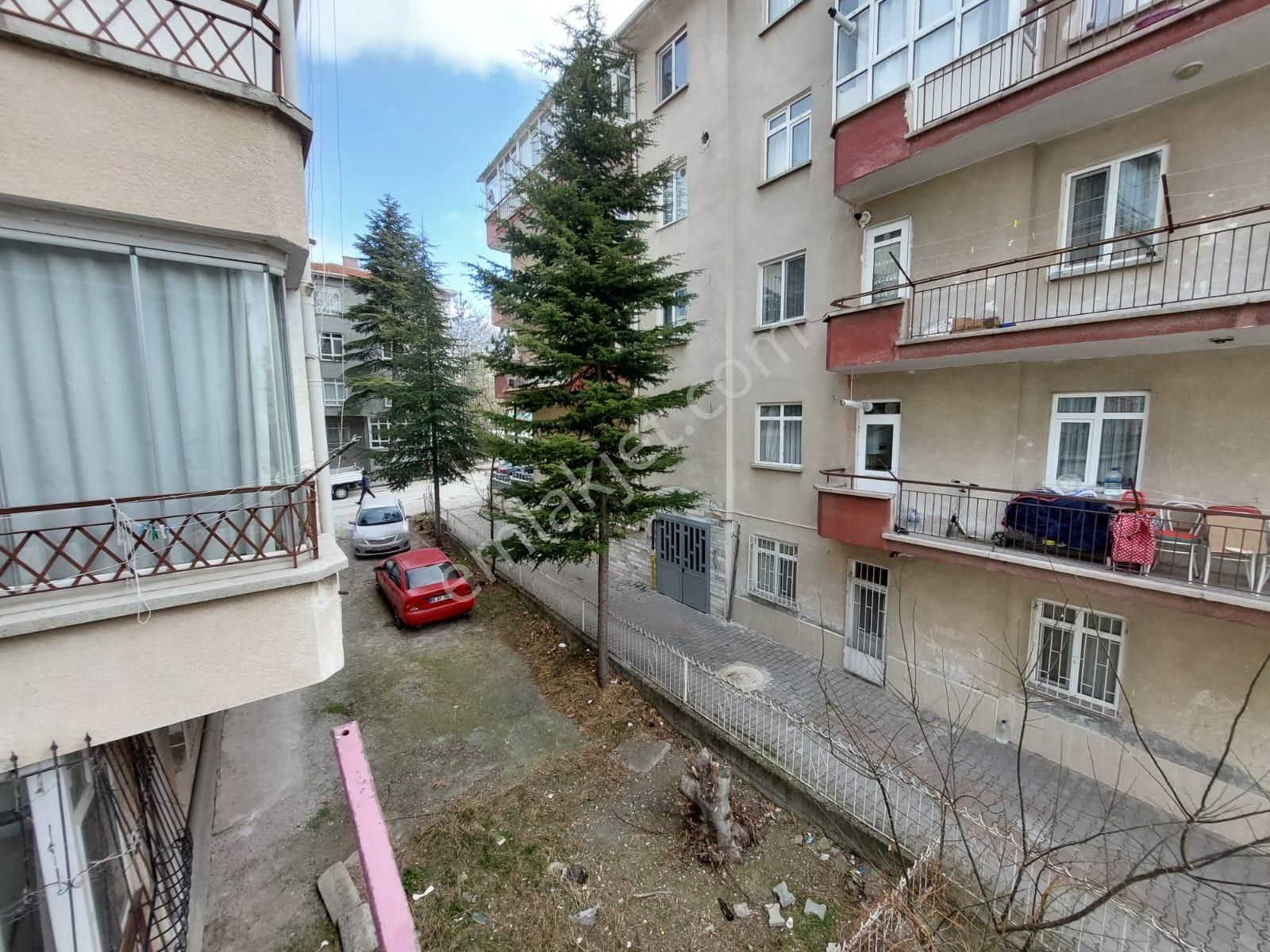 Göraldan 3+1 Arakat Sokullu Caddesi Yanı Çetin Emeç Yakını - Görsel 24