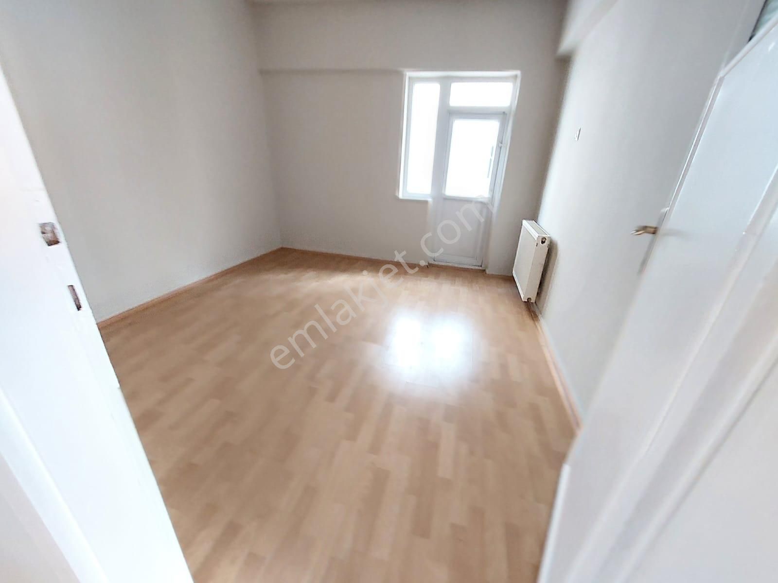 Göraldan 3+1 Arakat Sokullu Caddesi Yanı Çetin Emeç Yakını - Görsel 22