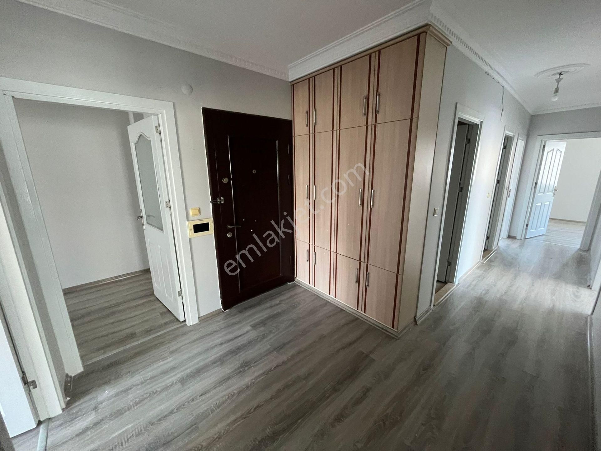 Adana Yurt Mahallesi Hayalpark Çivarında Okul Bölgesinde Doğalgazlı 3+1 Fırsat Kiralık Daire - Görsel 19