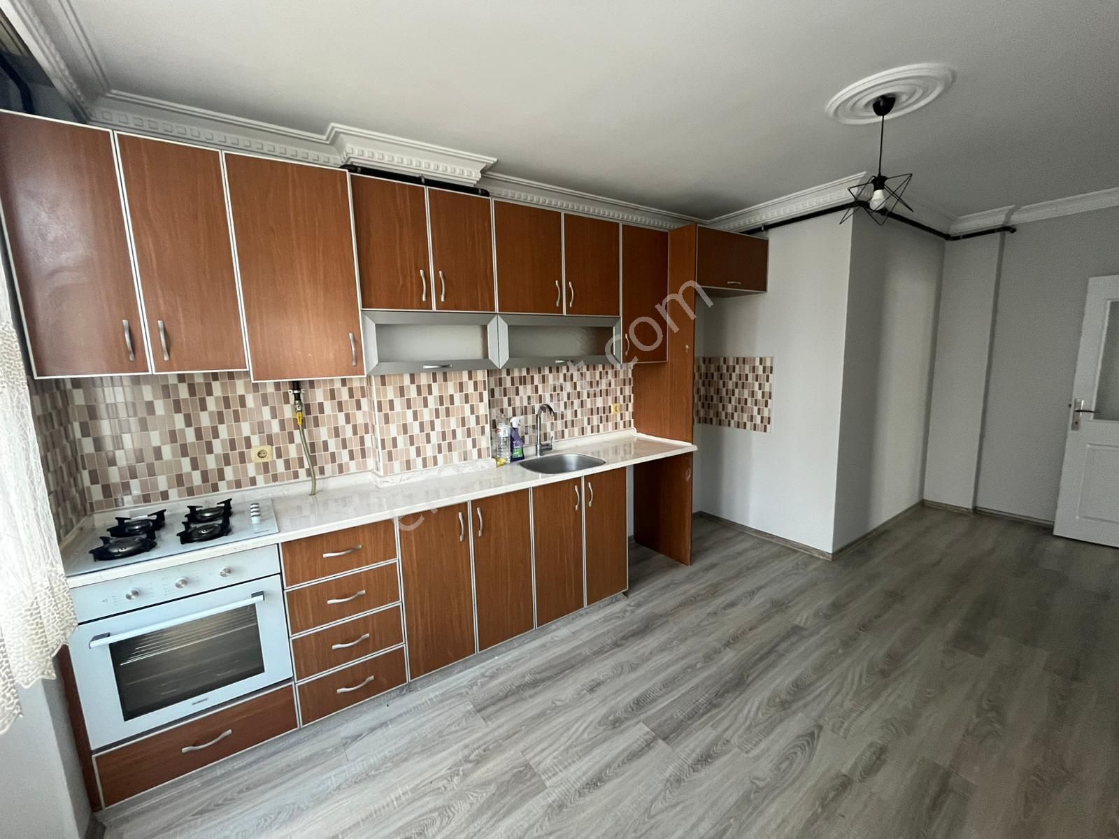 Adana Yurt Mahallesi Hayalpark Çivarında Okul Bölgesinde Doğalgazlı 3+1 Fırsat Kiralık Daire - Görsel 13