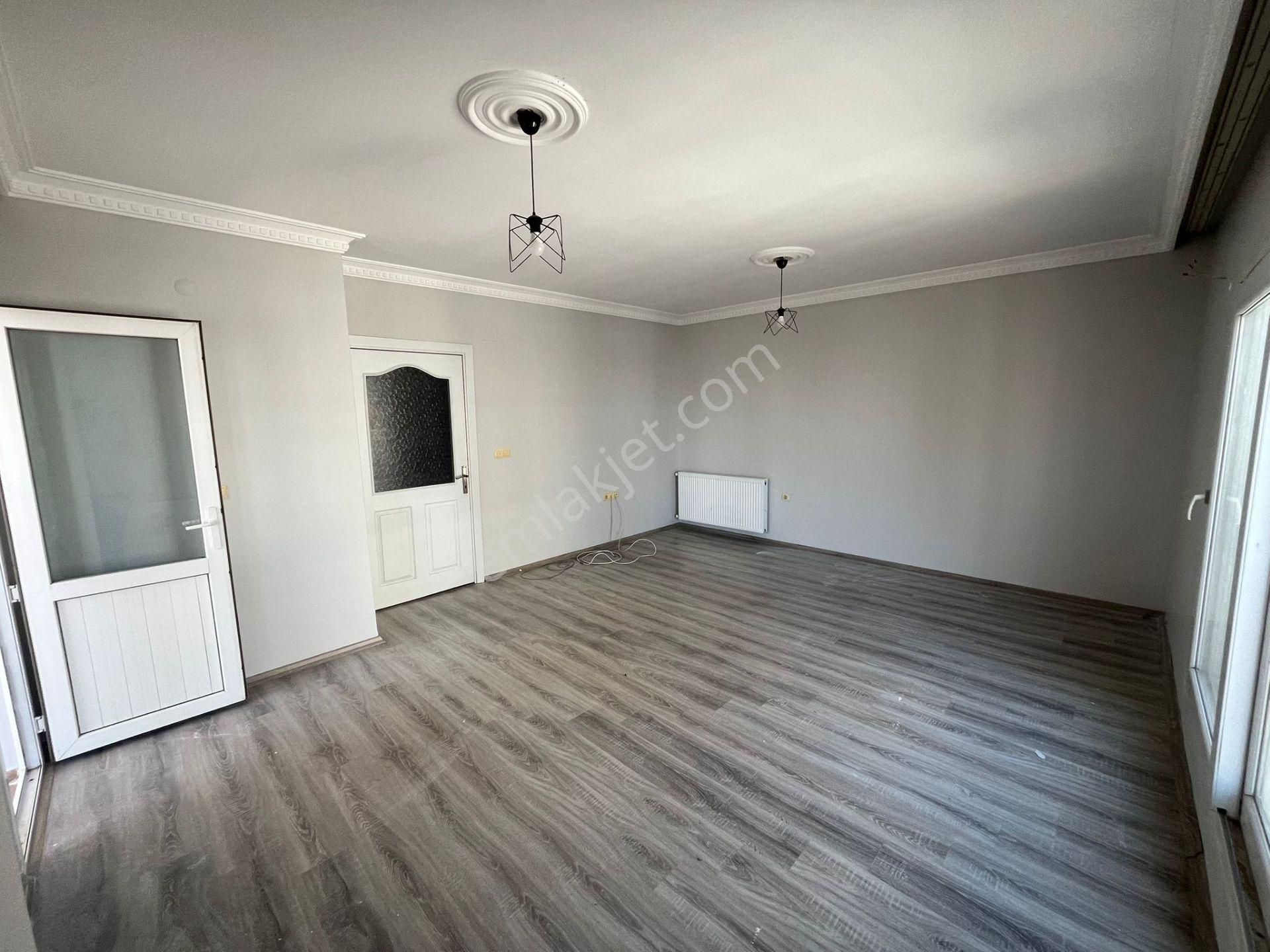 Adana Yurt Mahallesi Hayalpark Çivarında Okul Bölgesinde Doğalgazlı 3+1 Fırsat Kiralık Daire - Görsel 6