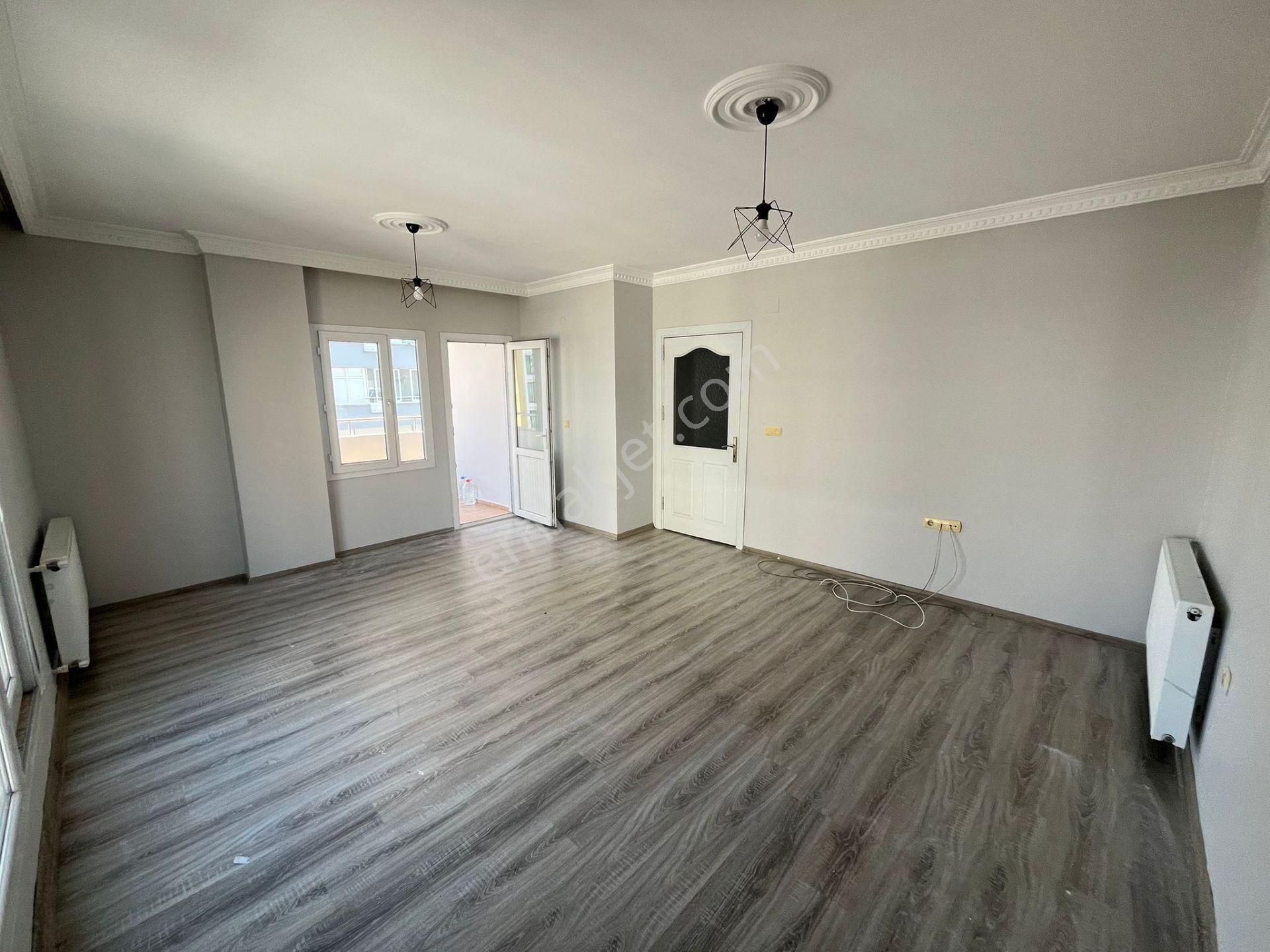 Adana Yurt Mahallesi Hayalpark Çivarında Okul Bölgesinde Doğalgazlı 3+1 Fırsat Kiralık Daire - Görsel 8
