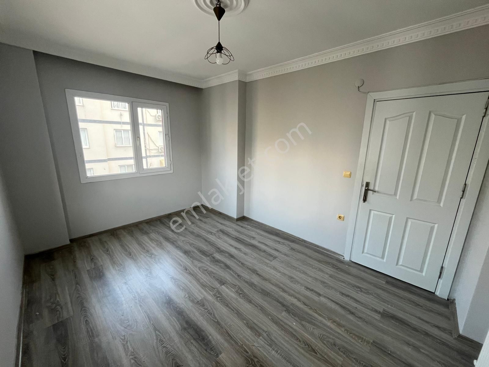 Adana Yurt Mahallesi Hayalpark Çivarında Okul Bölgesinde Doğalgazlı 3+1 Fırsat Kiralık Daire - Görsel 5