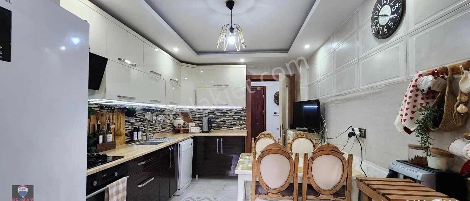 İzmir Bornova İnönü Mahallesinde Satılık 3+1 Daire - Görsel 31