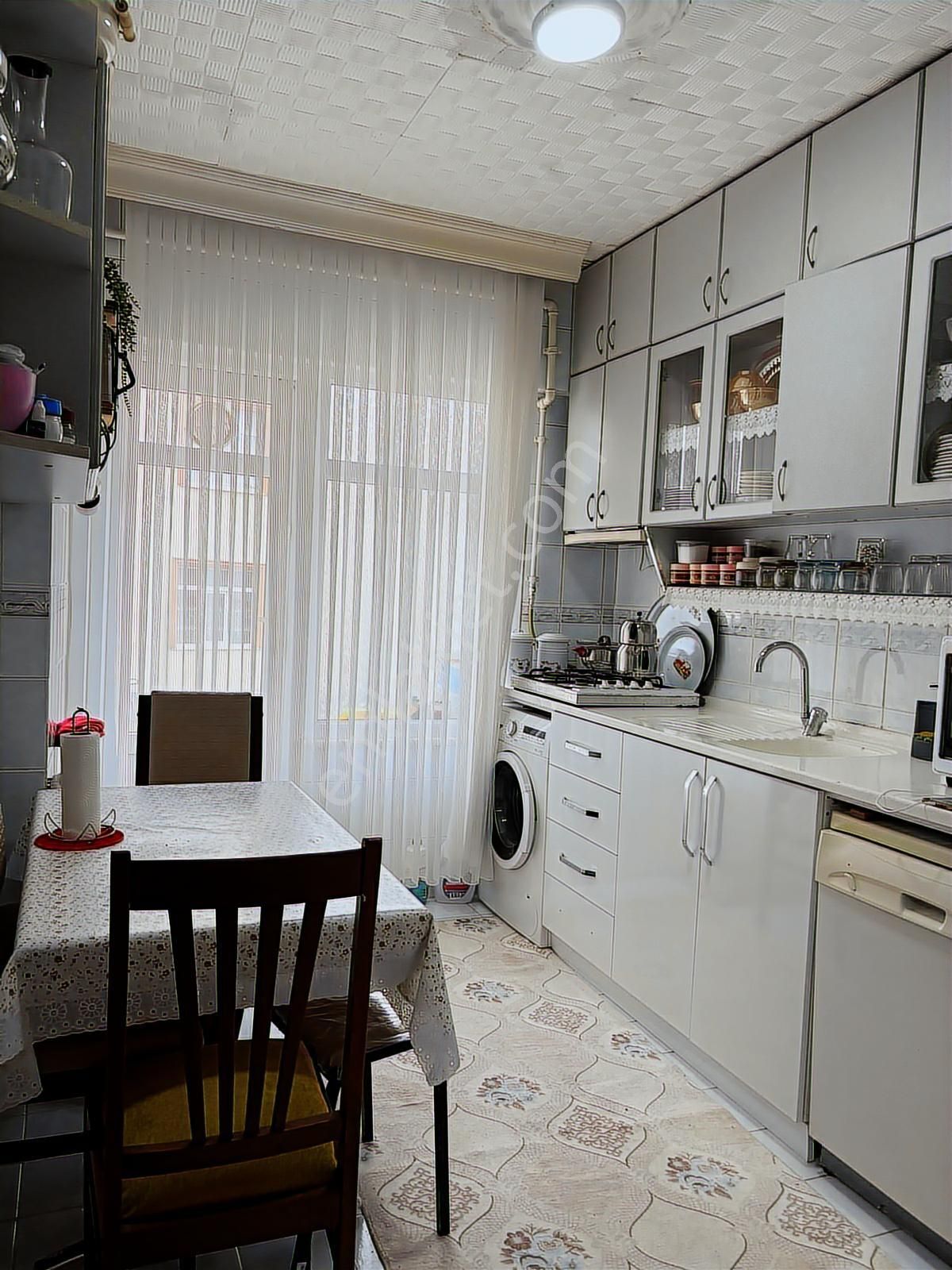 Darıca İstasyonda Fırsat 3+1 Daire - Görsel 12