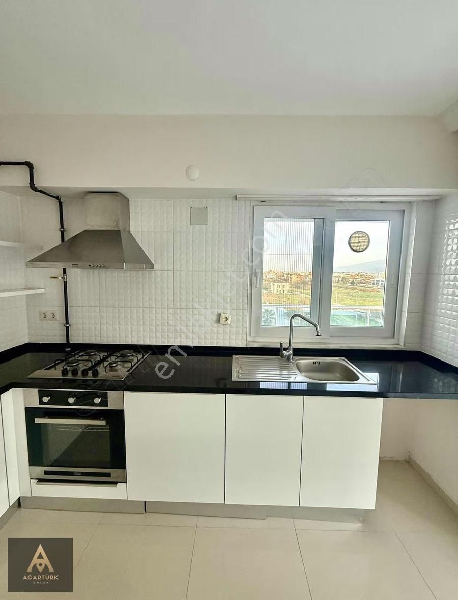 Flora City'de Havuzlu 3+1 Daire, 165 M2, Doğalgazlı - Görsel 18