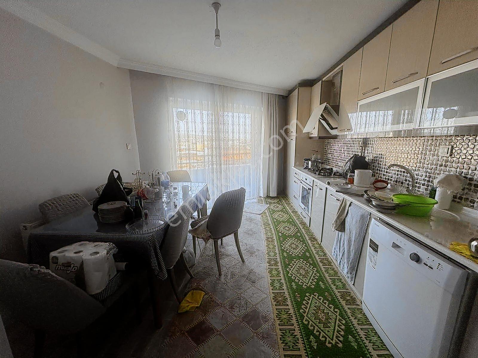 Günaltay Da Cadde Üstünde 4 Katlı Satılık Bina - Görsel 20