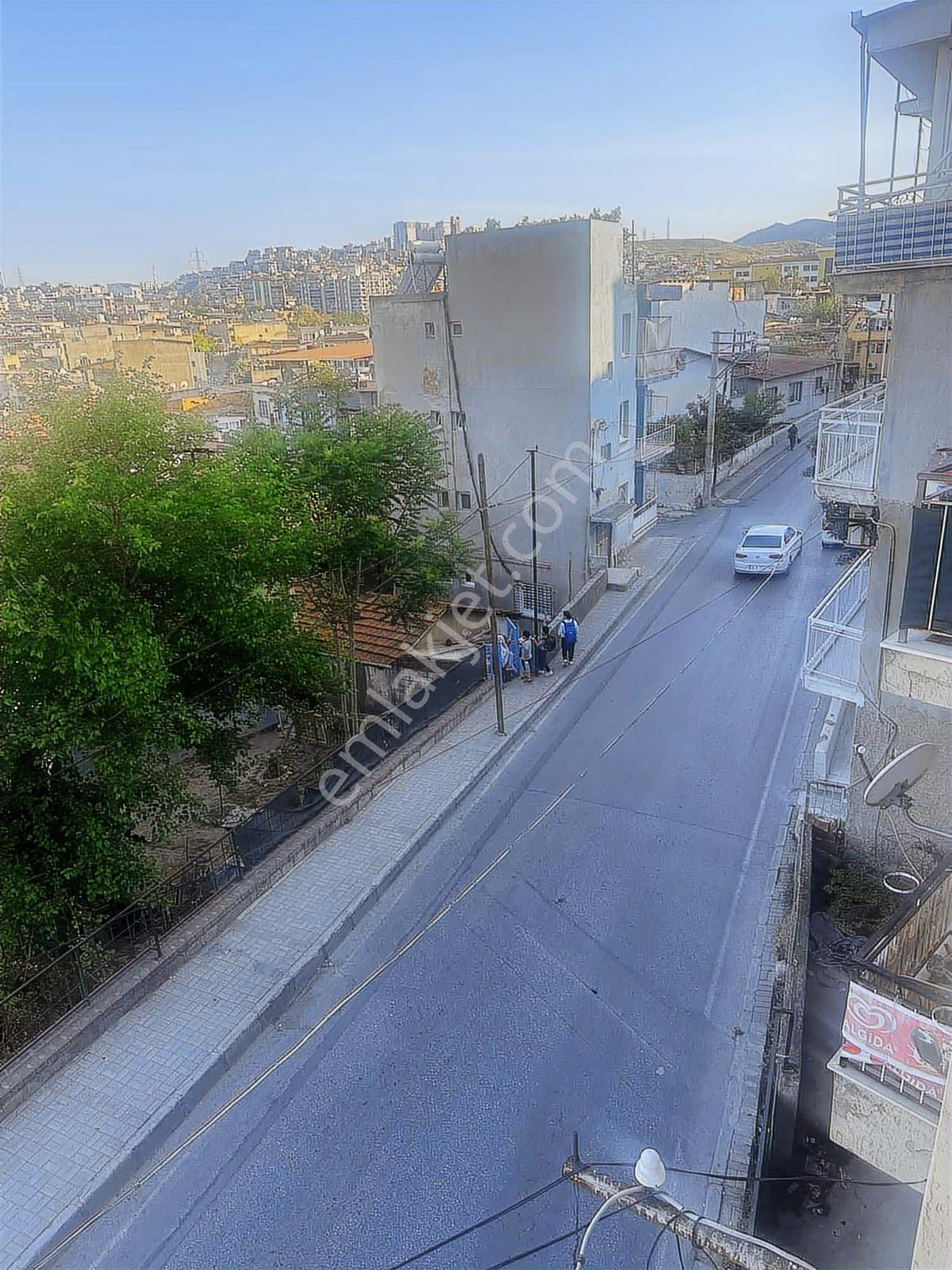Günaltay Da Cadde Üstünde 4 Katlı Satılık Bina - Görsel 24