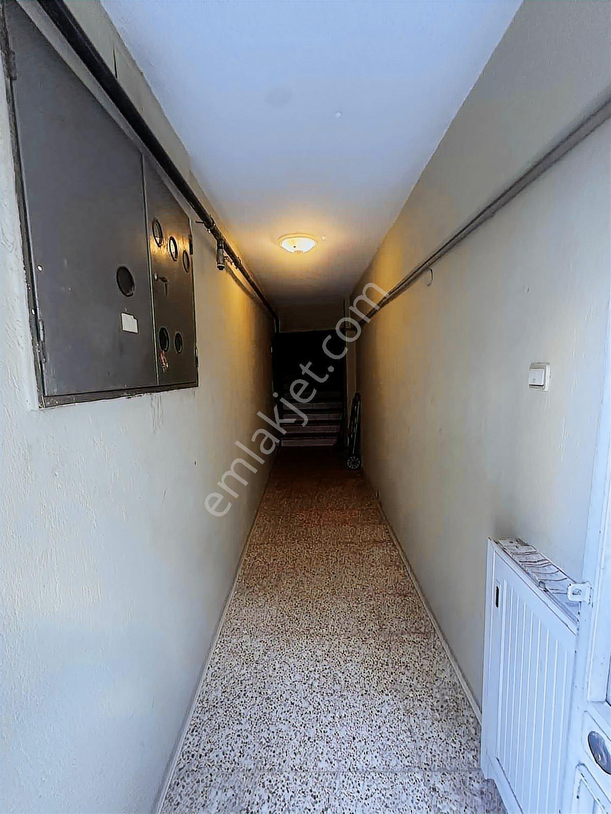 Günaltay Da Cadde Üstünde 4 Katlı Satılık Bina - Görsel 13