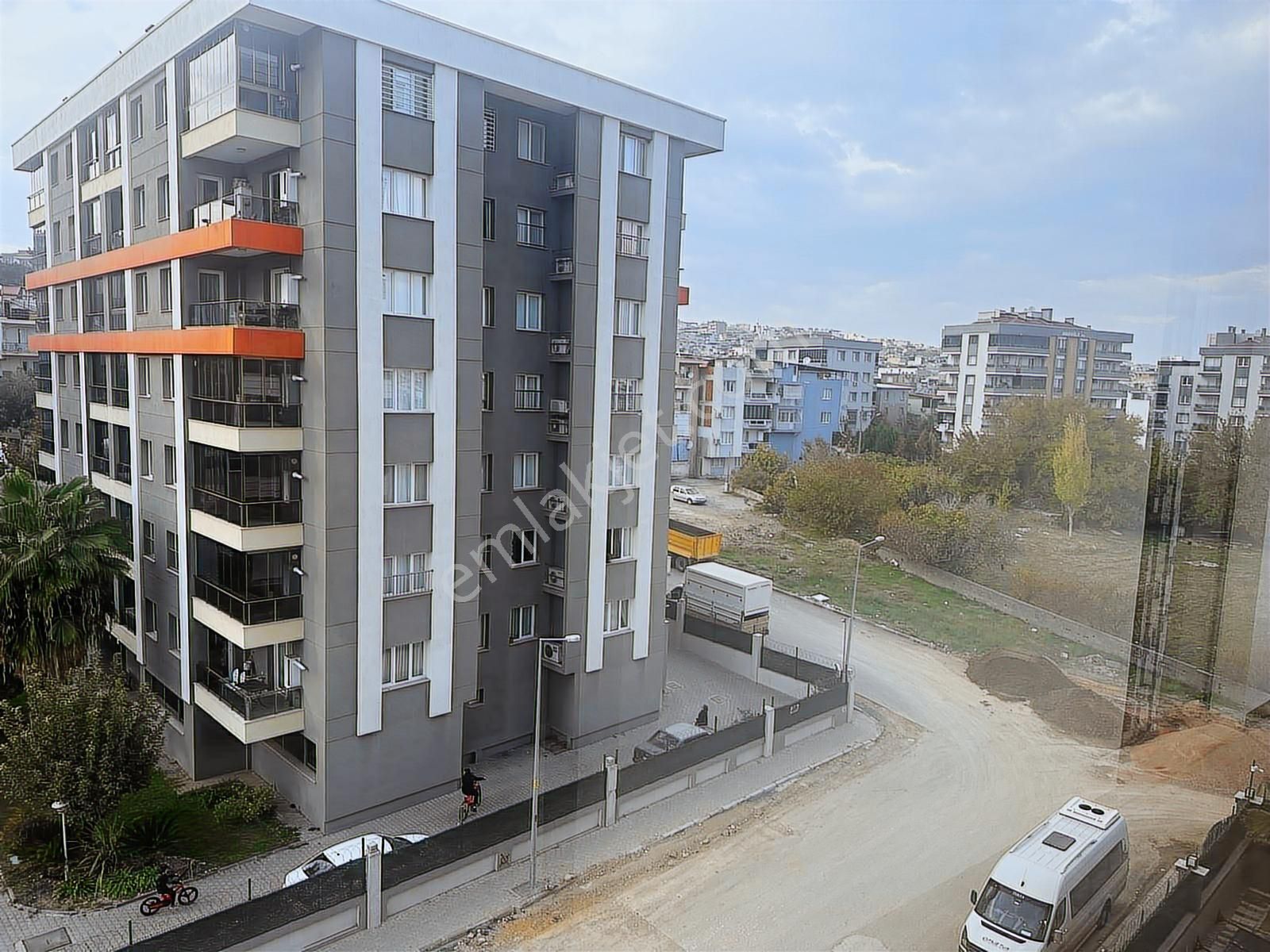 Havuzlu Site İçerisinde Akıllı Ev Sistemli 3+1 Daireler - Görsel 33