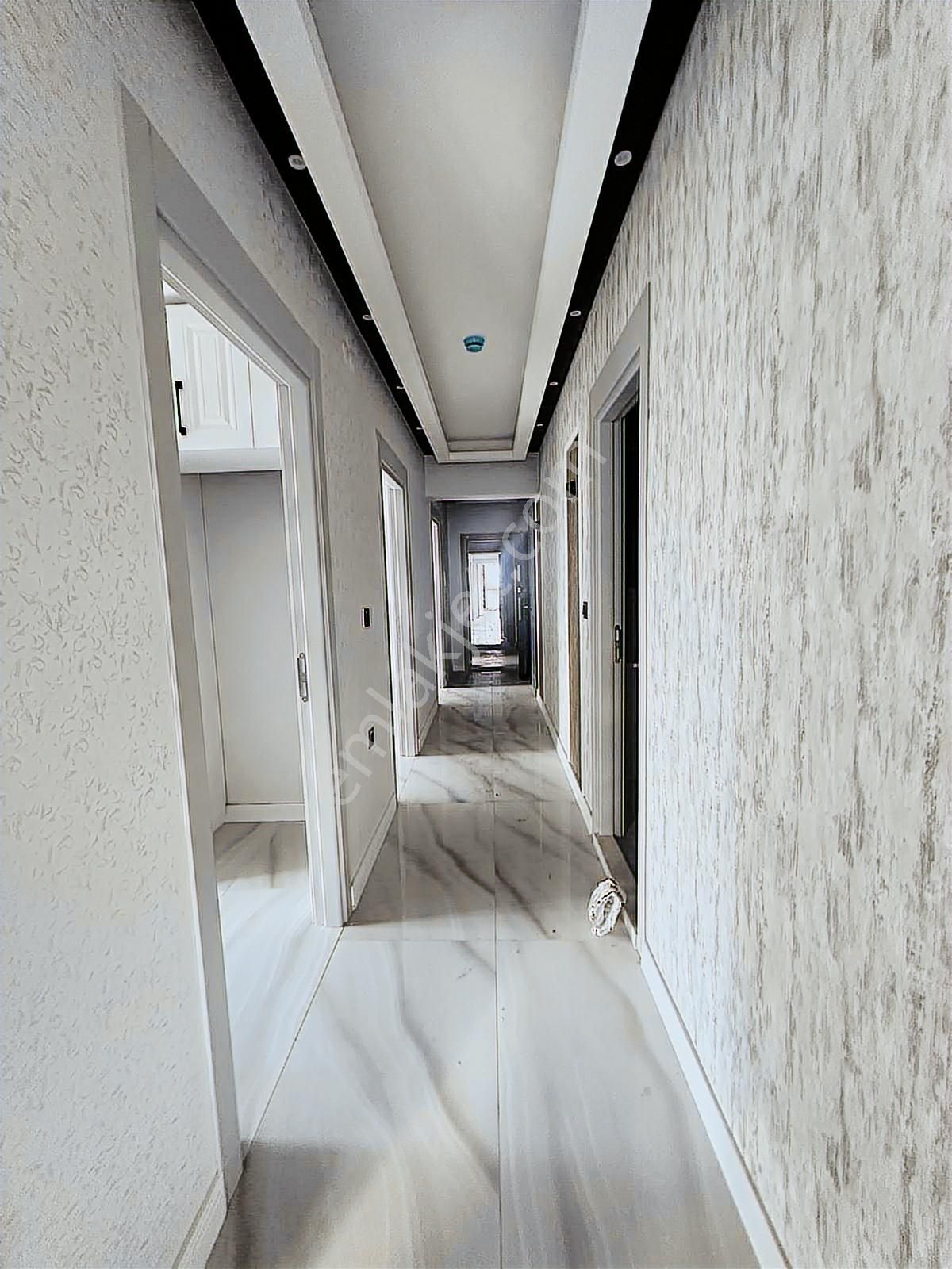 Havuzlu Site İçerisinde Akıllı Ev Sistemli 3+1 Daireler - Görsel 15