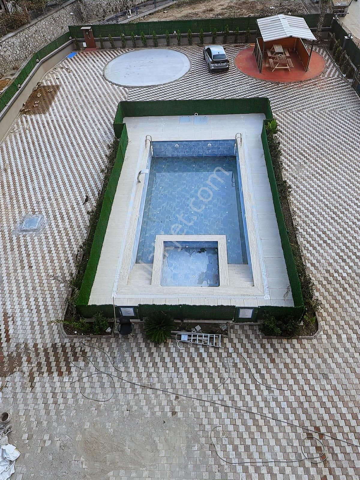 Havuzlu Site İçerisinde Akıllı Ev Sistemli 3+1 Daireler - Görsel 24