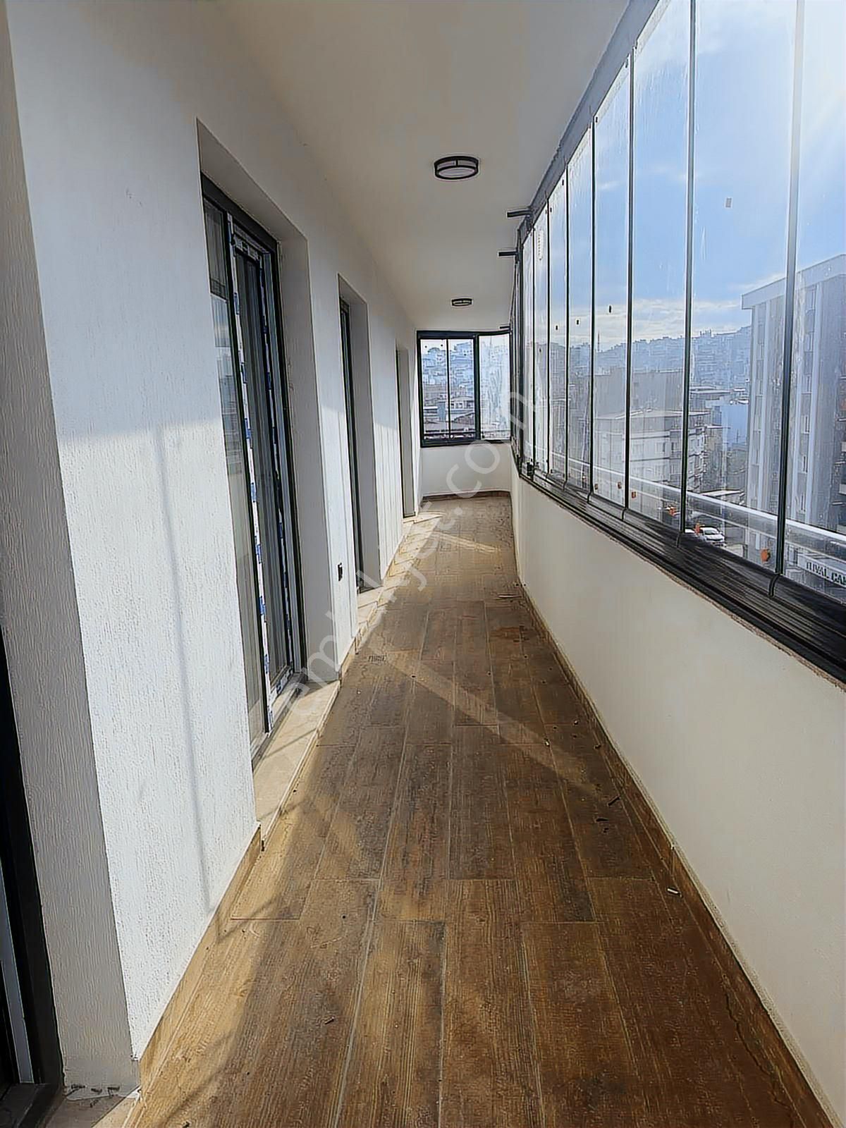 Havuzlu Site İçerisinde Akıllı Ev Sistemli 3+1 Daireler - Görsel 6