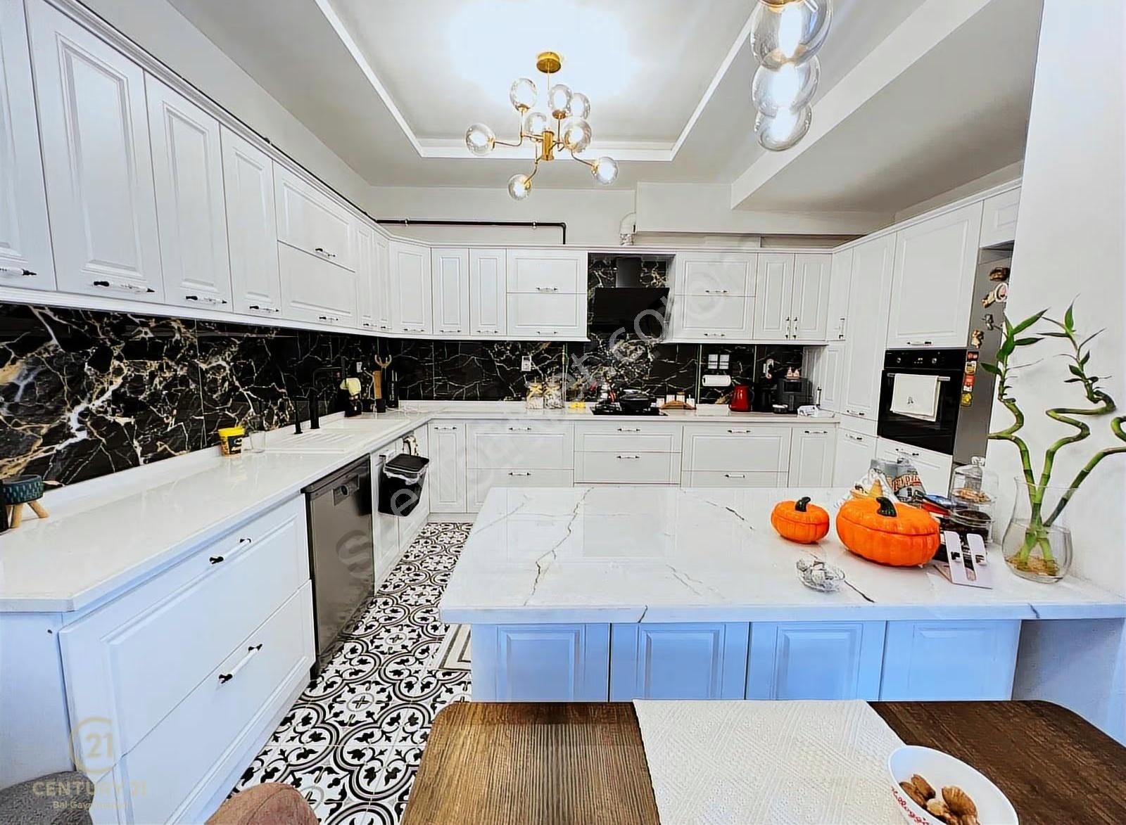 Bahçelievler Mh. Beyoğlu Cd. Üzeri 4+1 Satılık Dubleks Daire - Görsel 19