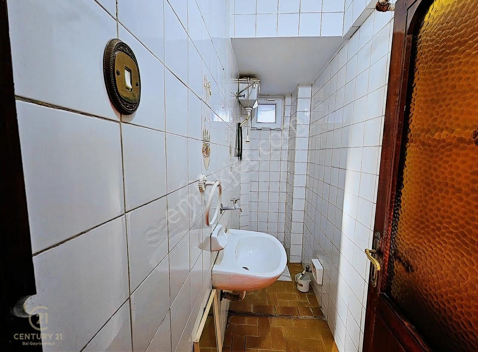 C21 Bal'dan Bahçelievler Çarşamba Pazarı Yakını Satılık Daire - Görsel 2