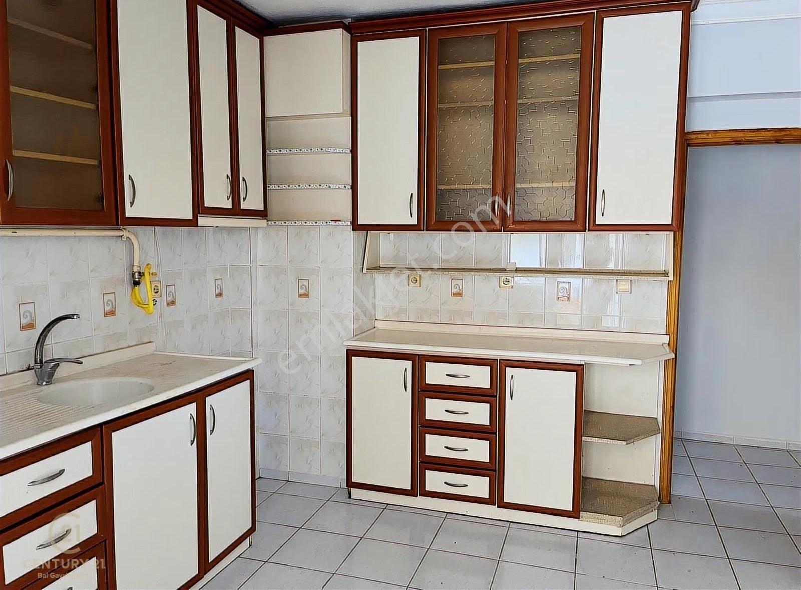 Century21 Bal'dan Paşaalanı Mahallesinde Kiralık 3+1 Daire - Görsel 34