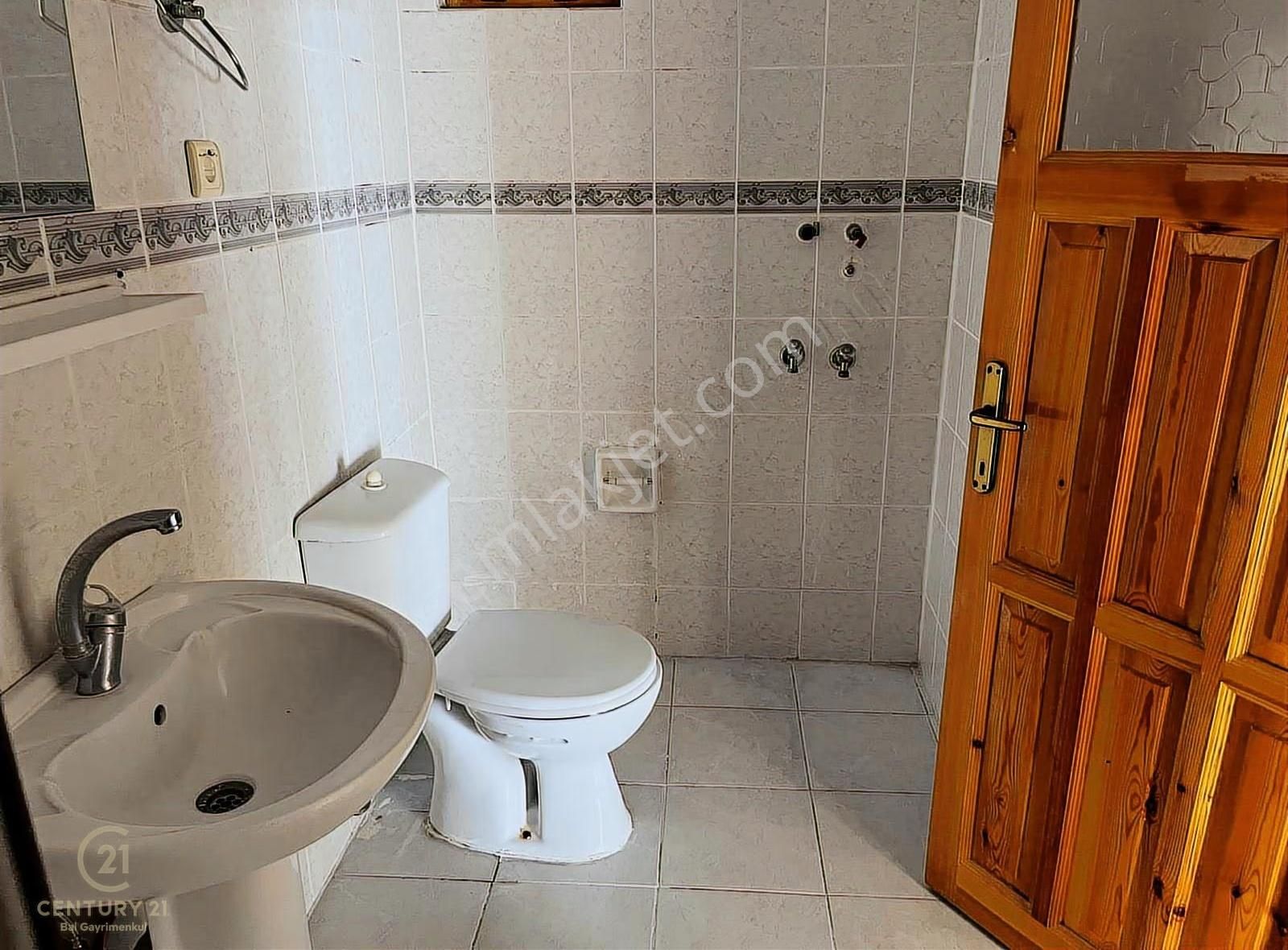 Century21 Bal'dan Paşaalanı Mahallesinde Kiralık 3+1 Daire - Görsel 35