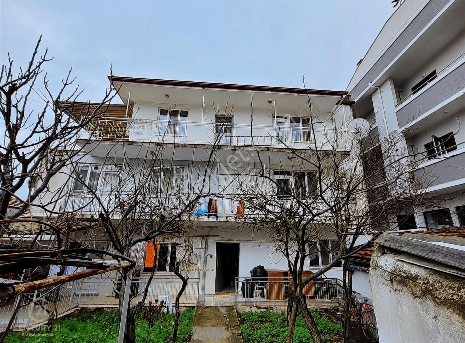 Century21 Bal'dan Adliye Yakını Kiralık 3+1 Daire