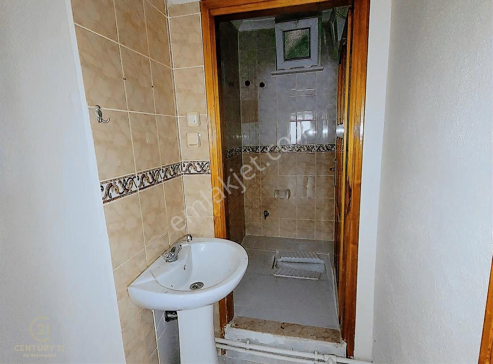 Century21 Bal'dan Adliye Yakını Kiralık 3+1 Daire - Görsel 2
