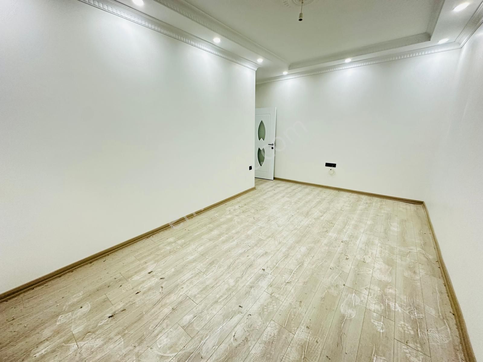 İmren Gayrimenkulden Satılık Sultanmurat Mh. 2+1 85 M2 Bahçe Kat - Görsel 5