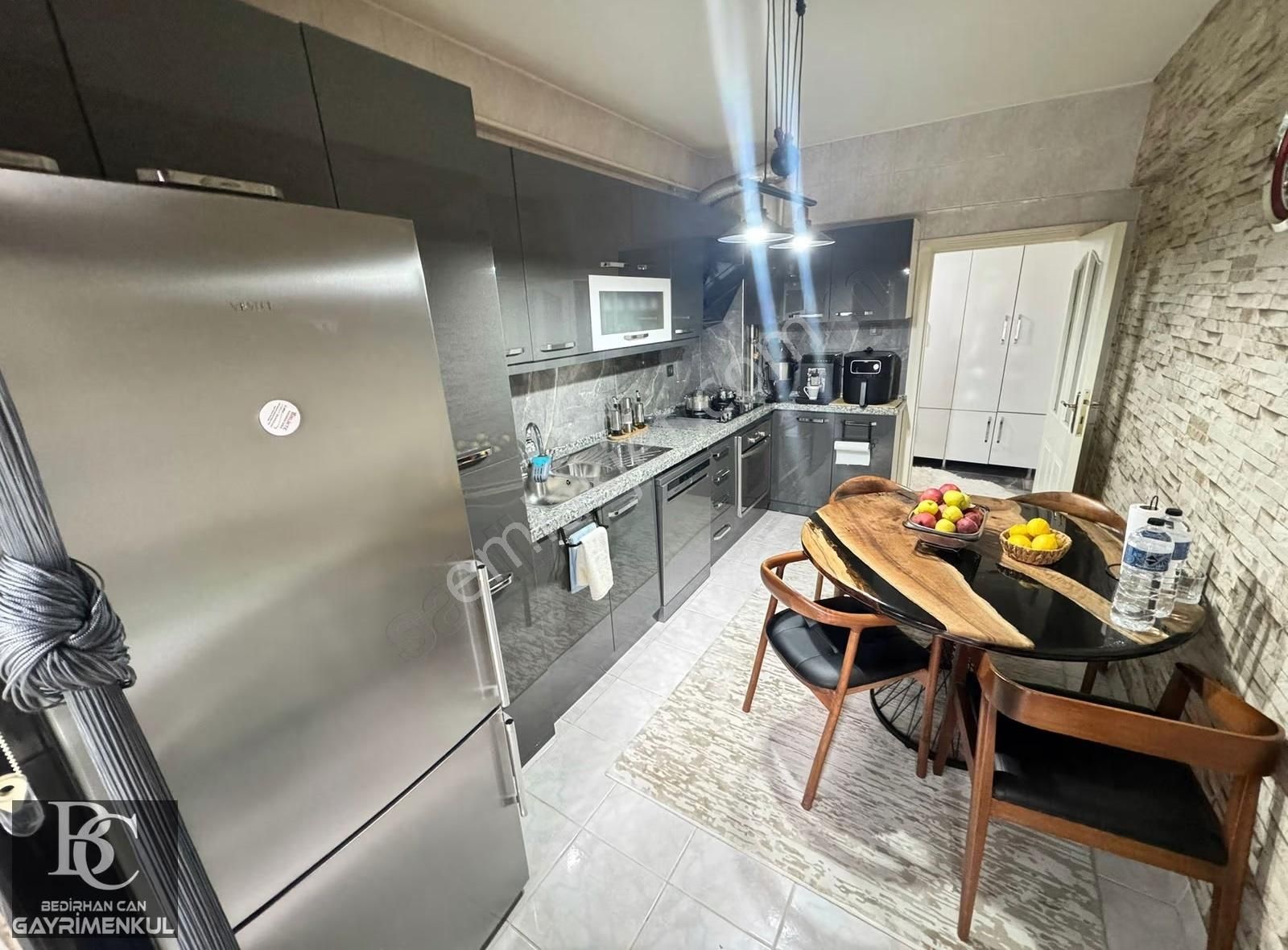 Bedirhan'dan 3+1 Full Artı Full Yapılı Ara Katta Daire