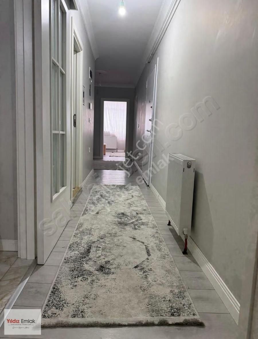 Baglarbasi Mah.de İstasyon Caddesi Yanı Satılık 2+1 Giris Katı - Görsel 7