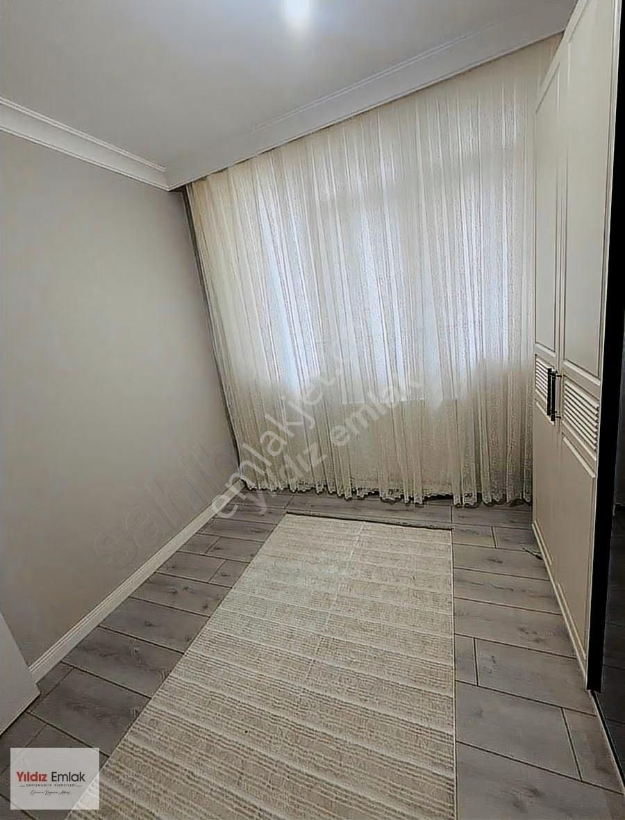 Baglarbasi Mah.de İstasyon Caddesi Yanı Satılık 2+1 Giris Katı - Görsel 32