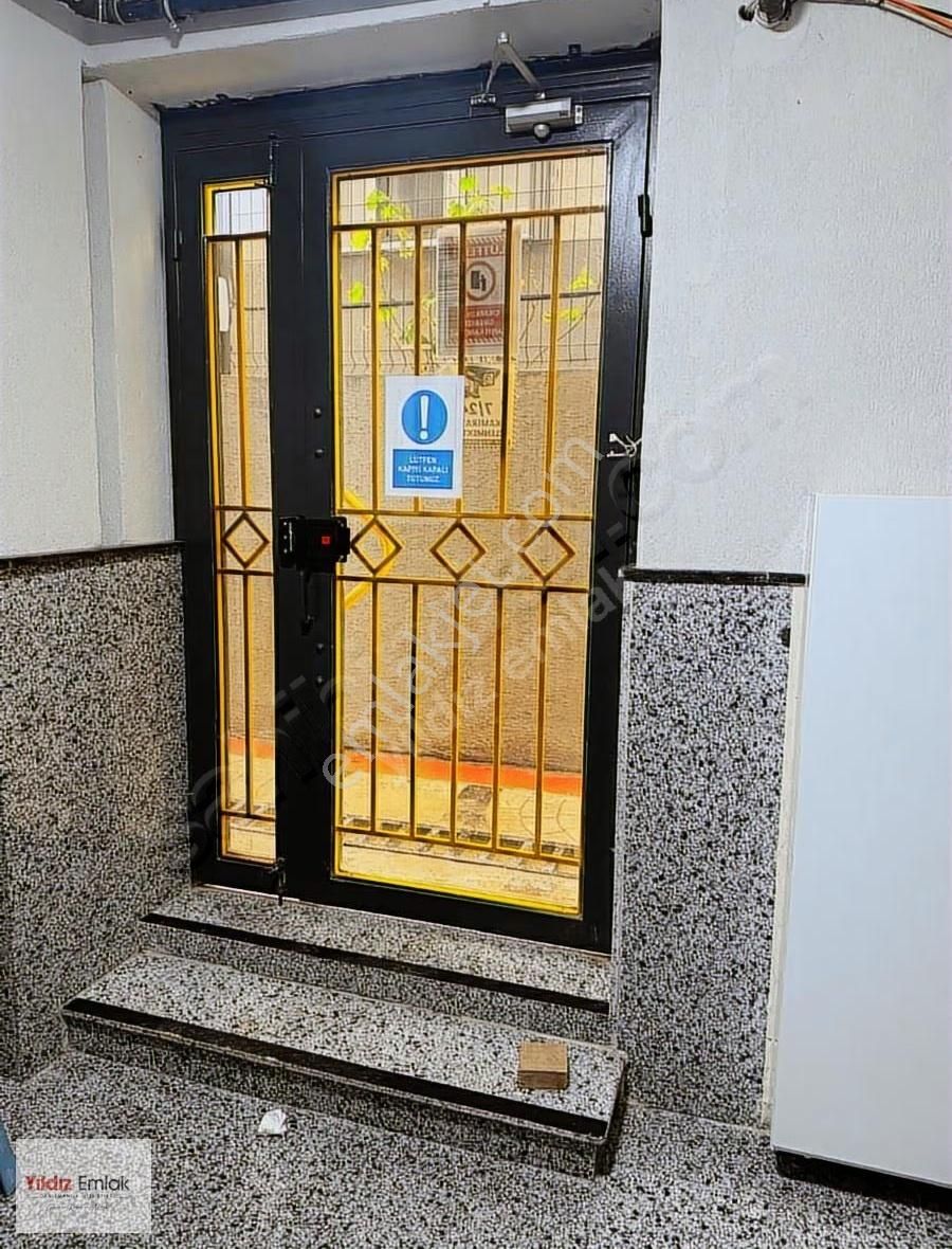 Baglarbasi Mah.de İstasyon Caddesi Yanı Satılık 2+1 Giris Katı - Görsel 19