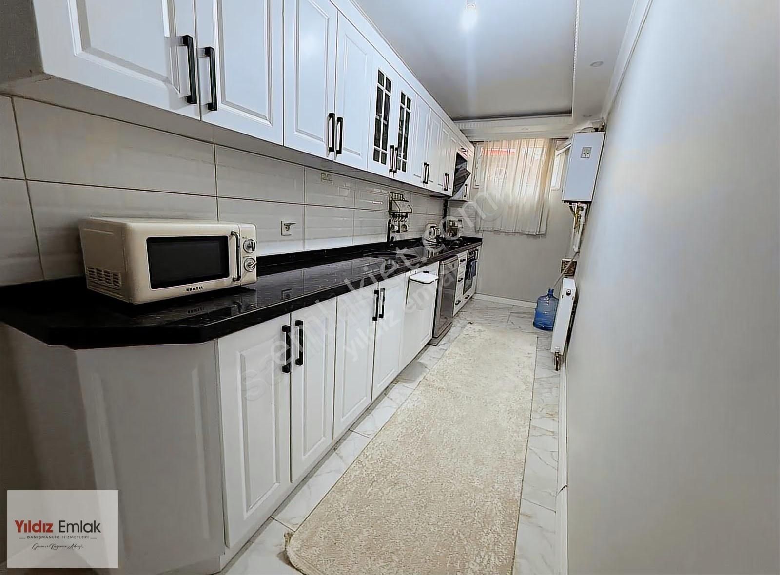 Baglarbasi Mah.de İstasyon Caddesi Yanı Satılık 2+1 Giris Katı - Görsel 9