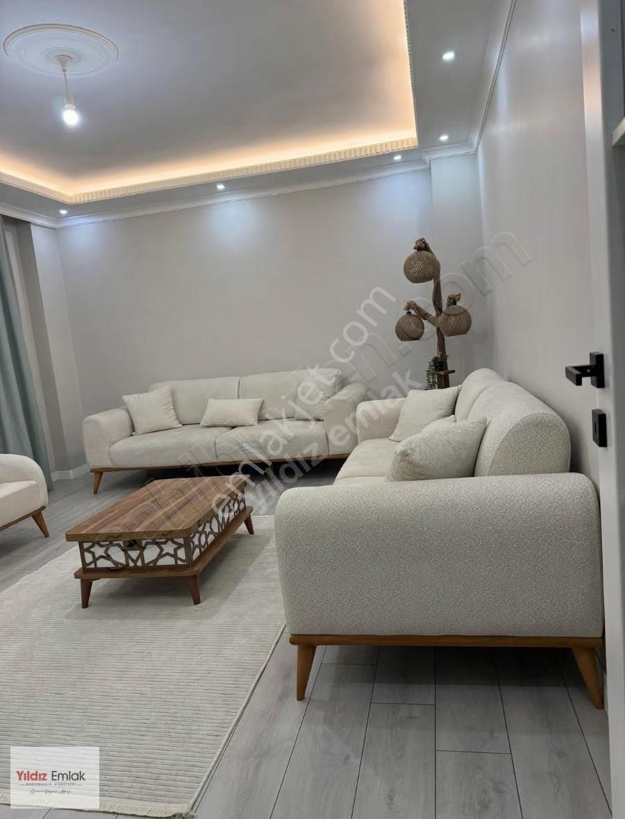 Baglarbasi Mah.de İstasyon Caddesi Yanı Satılık 2+1 Giris Katı - Görsel 28