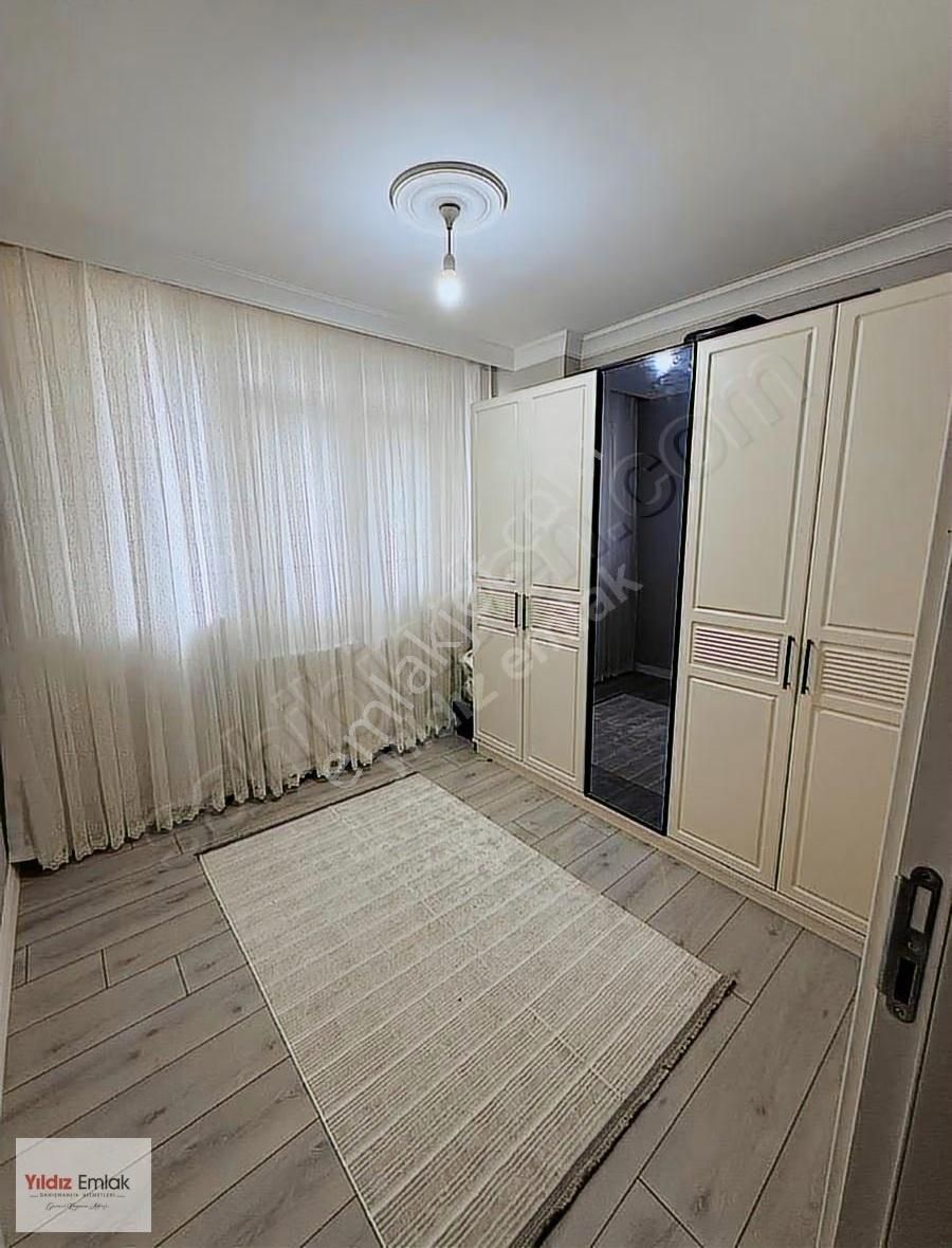 Baglarbasi Mah.de İstasyon Caddesi Yanı Satılık 2+1 Giris Katı - Görsel 17