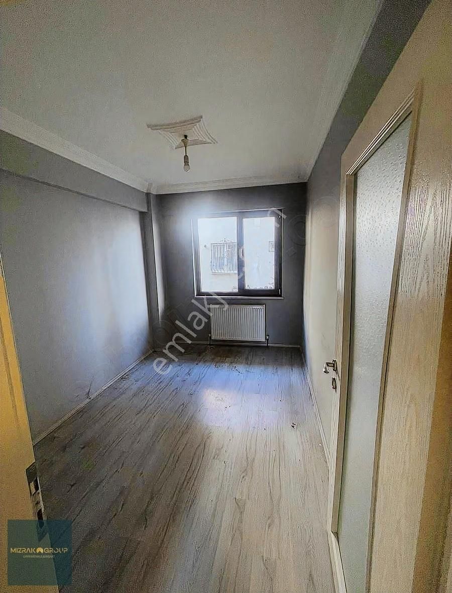 Merkeze Yakın 3+1 Geniş Daire Zemin Kat - Görsel 5