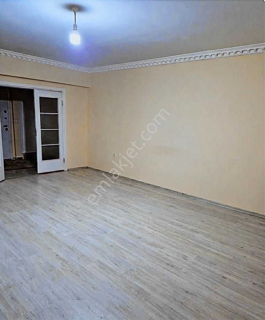 Kartepe'de Site İçerisinde 2+1 Satılık Bahçe Dubleks - Görsel 3