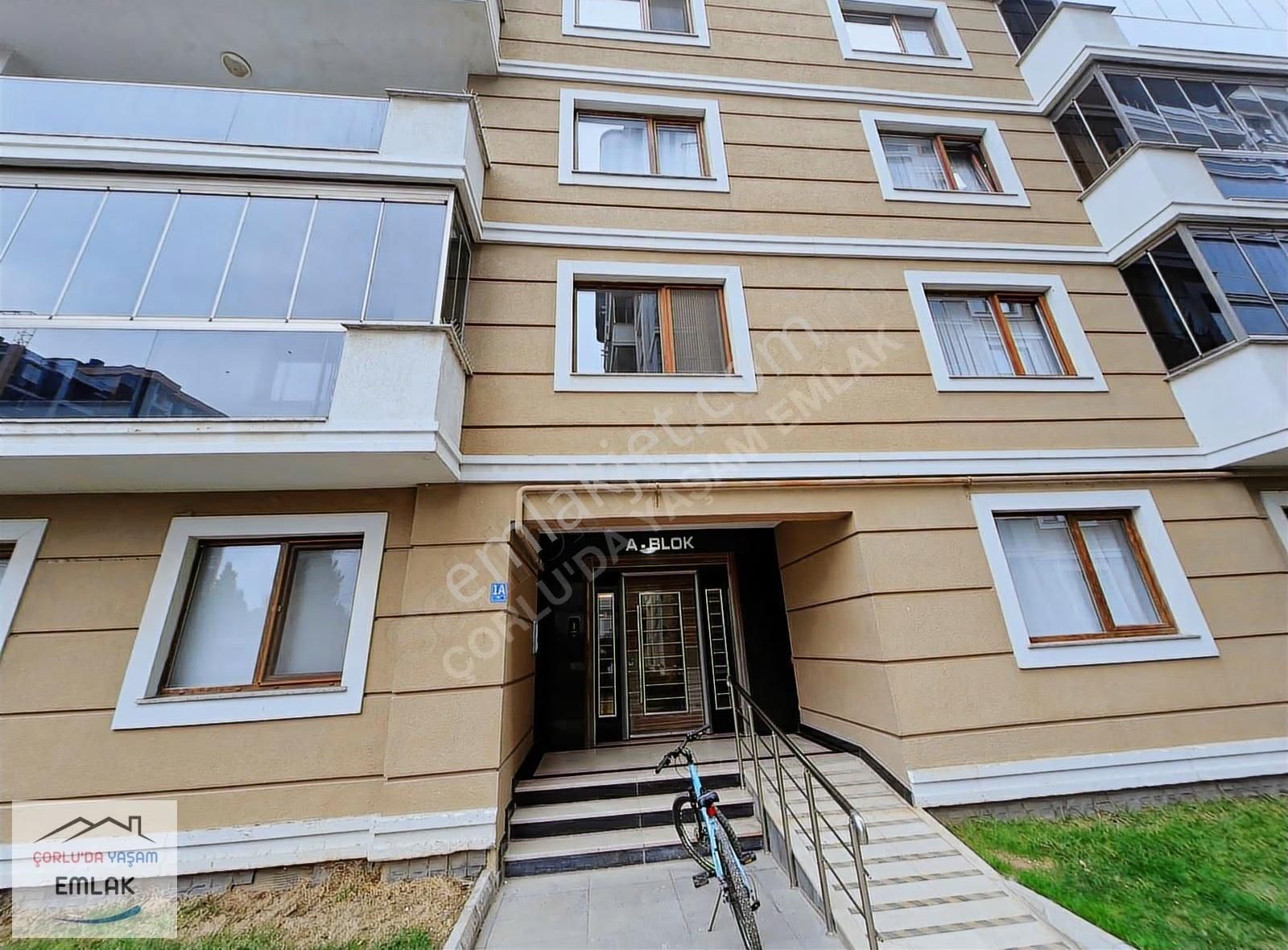 Emlaklar,hürriyet Mah.güvenlikli Sitede,140 M²,3+1 Kiralık Daire - Görsel 9