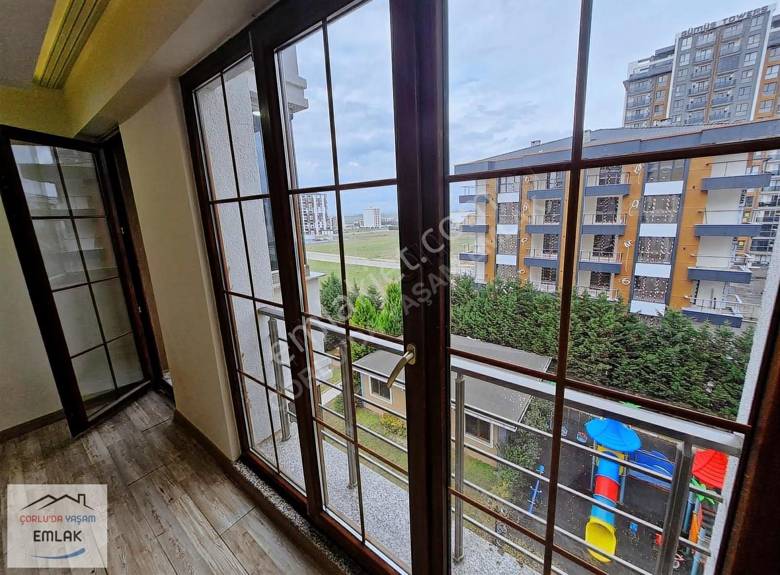 Emlaklar,hürriyet Mah.güvenlikli Sitede,140 M²,3+1 Kiralık Daire - Görsel 27