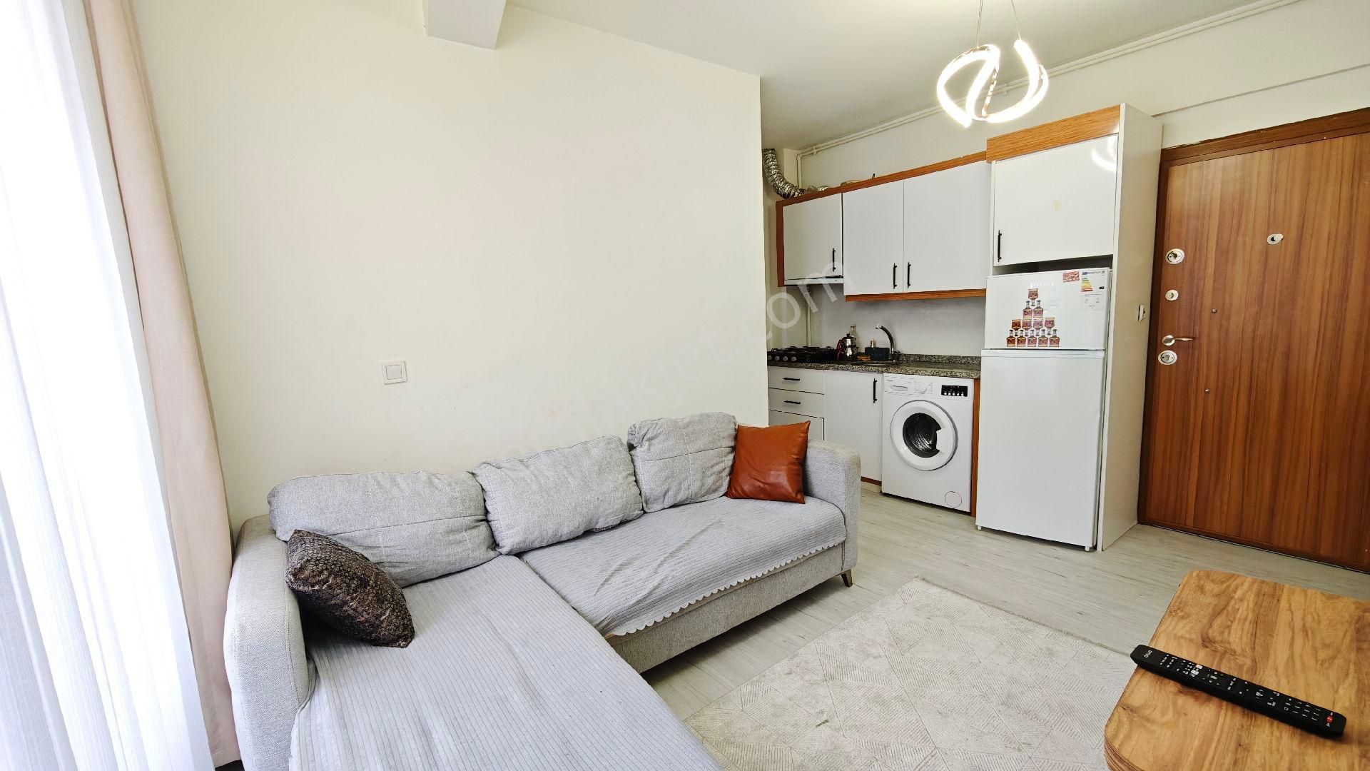 Nora'dan Kayalık'ta Eşyalı Balkonlu - Görsel 6