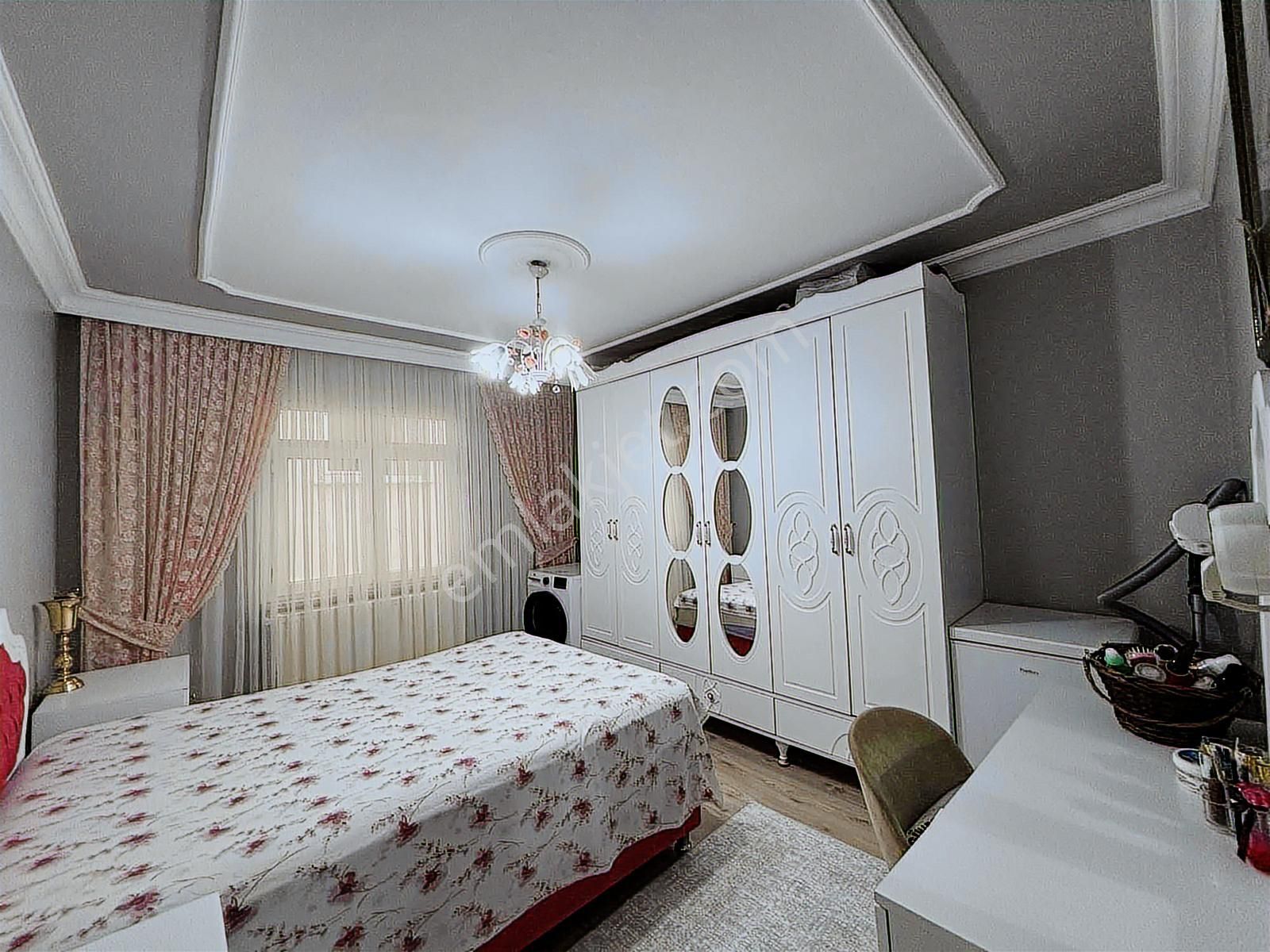 Önlü'den Mehmet Akif'de 2+1 75m2 Merkezi Konumda Masrafsız Daire - Görsel 11