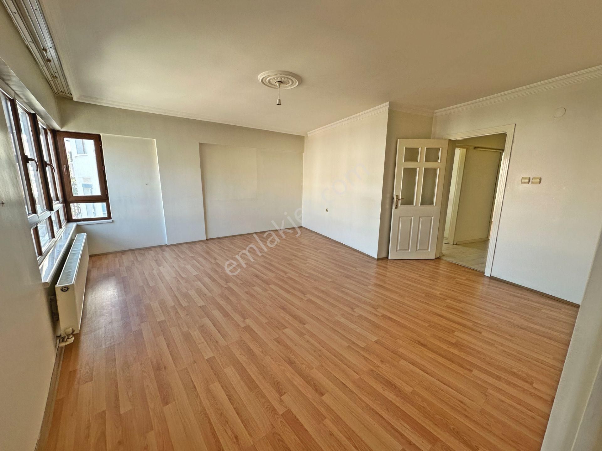 Hürel Düzlükte Ara Kat Park Manzaralı Önü Açık 3+1 Satılık Daire - Görsel 4