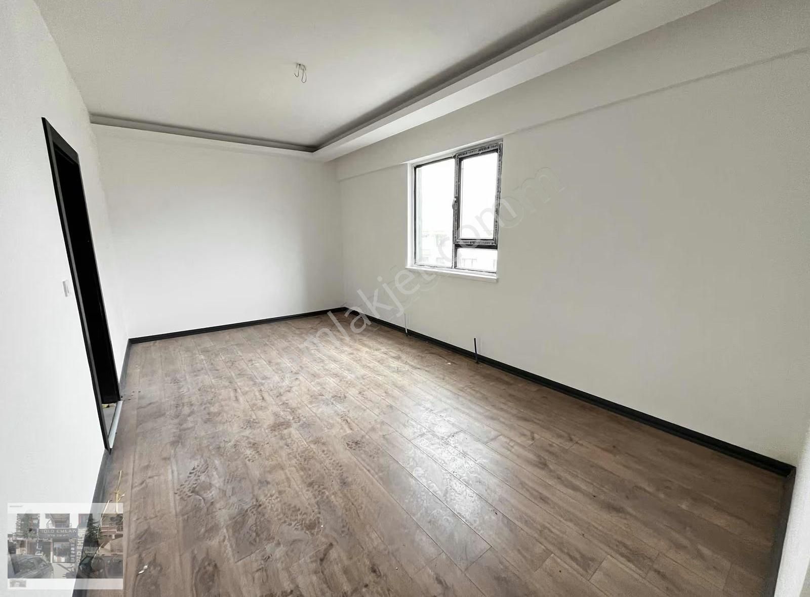 Yeşil Kuşak Caddesi'nde Lüks Sitede 4+1 Katta Sıfır Daire - Görsel 3