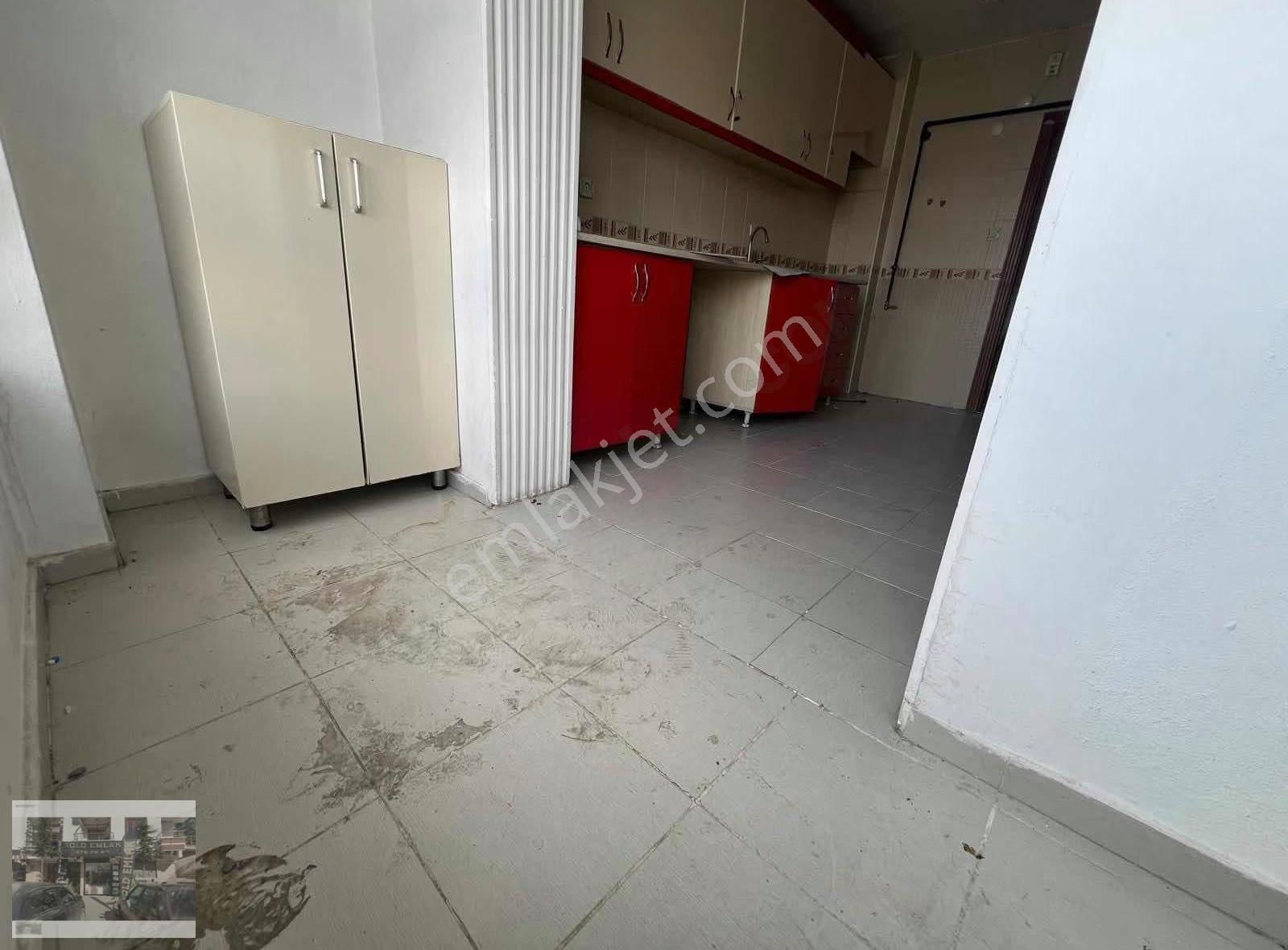 Başak Mahallesinde 3+1 Cadde Üzeri Kiralık Dare - Görsel 12