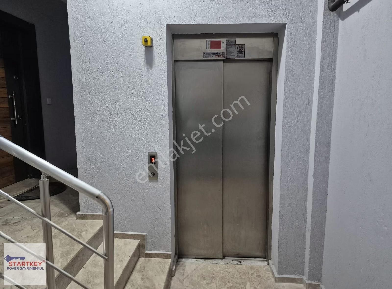 Bayraklı Eşyalı 1+0 Kiralık Daire - Görsel 2