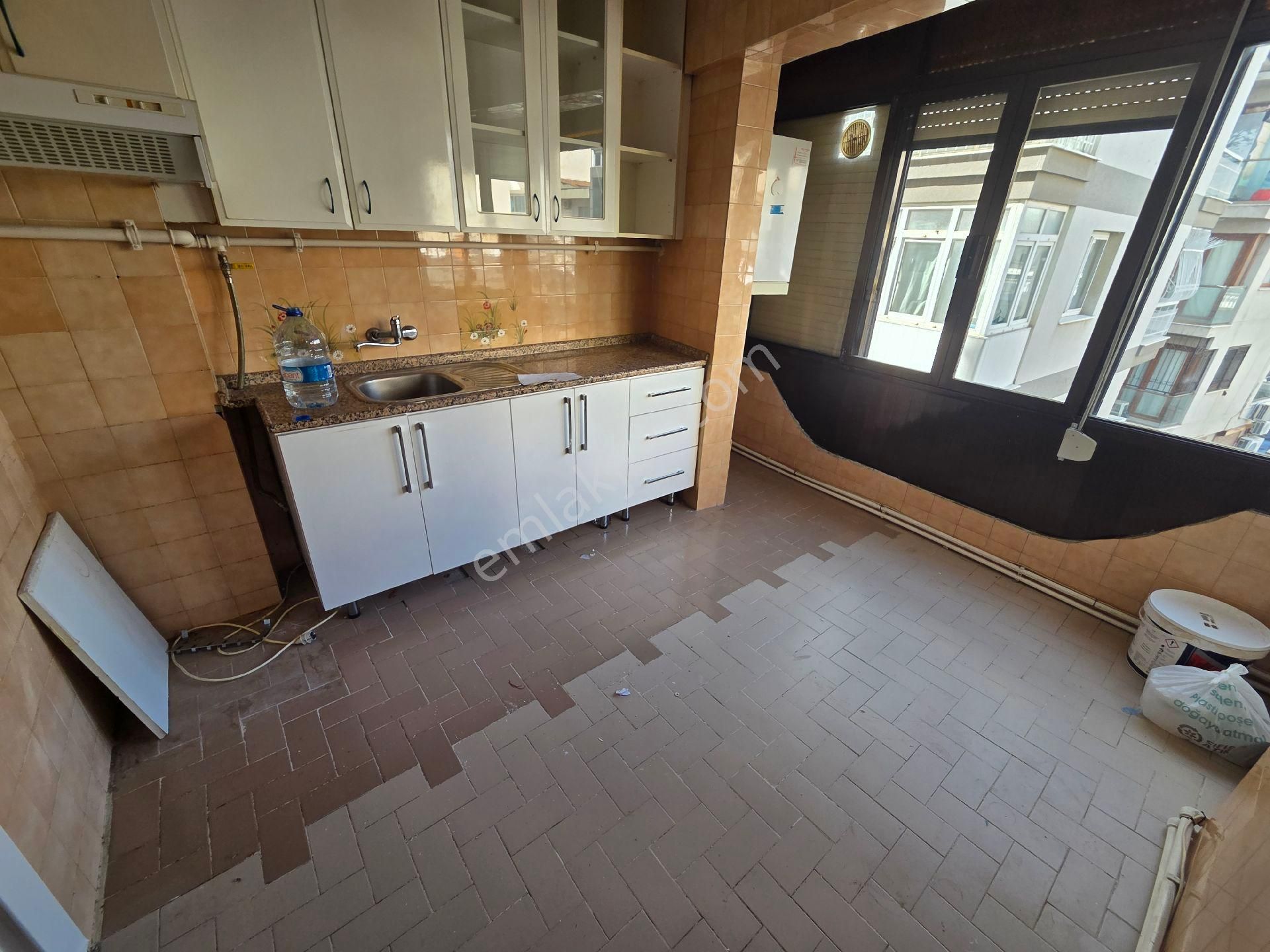 Bornova Küçükpark 3+1 - Görsel 12