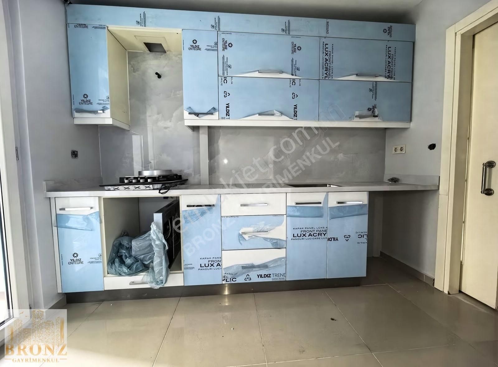 Baraka Konutları, Arakat 3+1, Boyalı, Temiz,havuzlu, K.otoparklı - Görsel 20