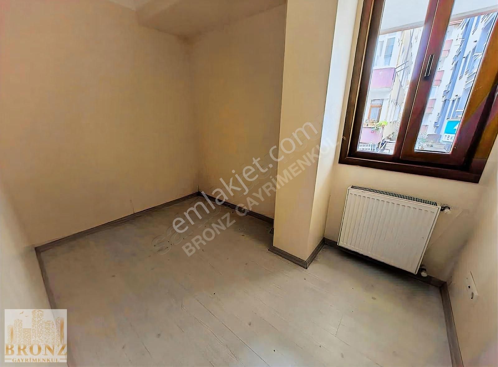 Ümraniye Atatürk Mah.'de Metroya, Kaymakamlığa Çok Yakın Arakat - Görsel 13