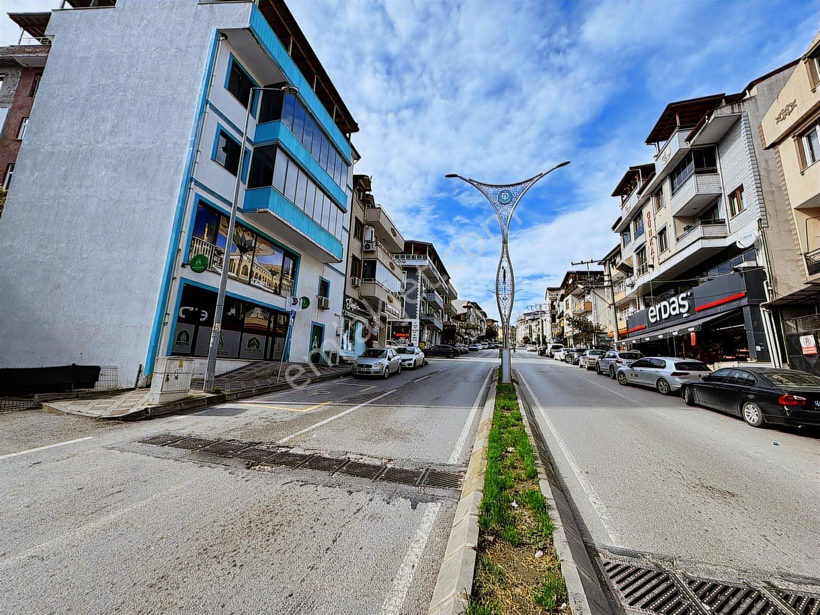 İzmit Kuruçeşmede Barış Caddesine Cephe Satılık Arsa - Görsel 13