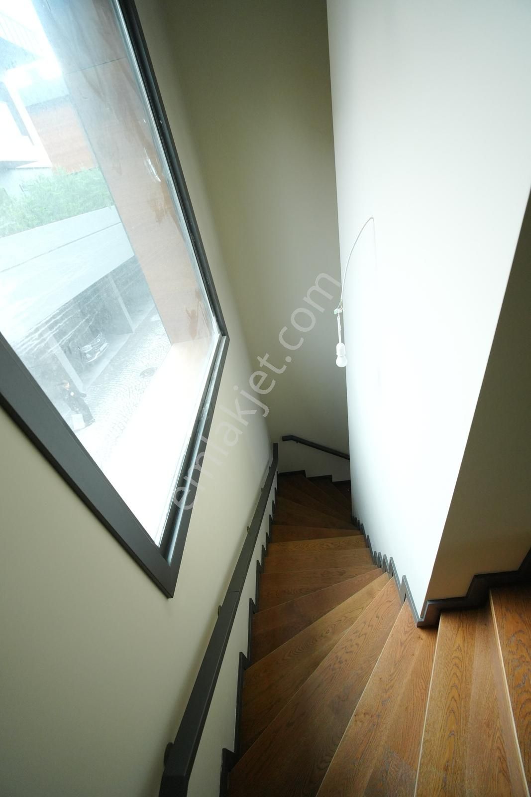 Mevsim İstanbul Bahçeşehir 7+2 Müstakil Tripleks Satılık Villa - Görsel 31