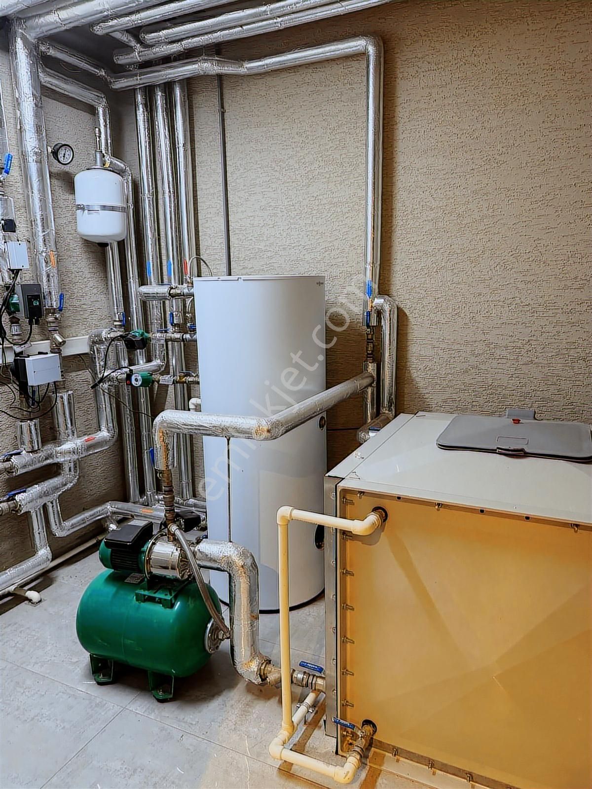 Mevsim İstanbul Bahçeşehir 7+2 Müstakil Tripleks Satılık Villa - Görsel 16